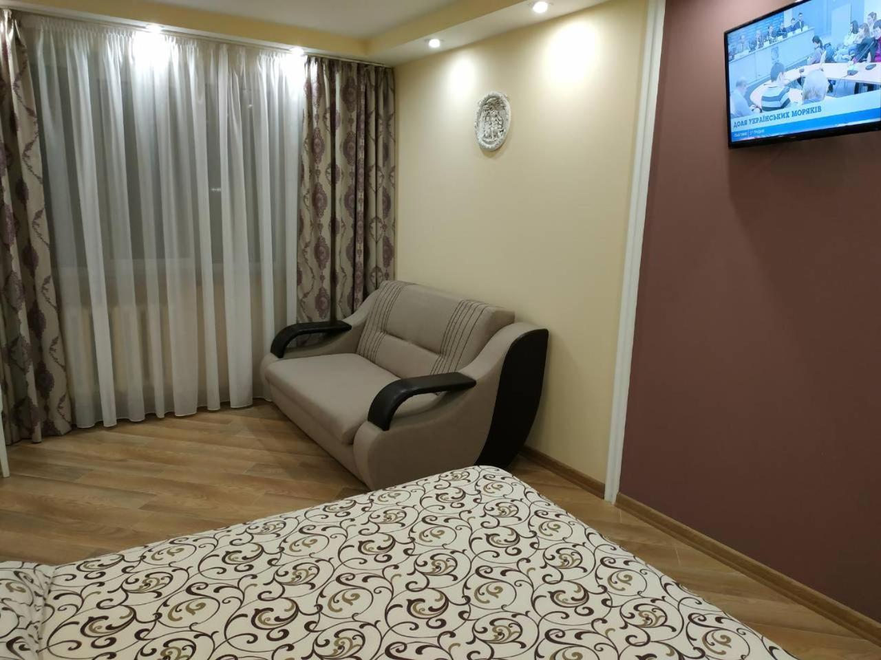 Apartments In The Center Maidan Rivne Esterno foto